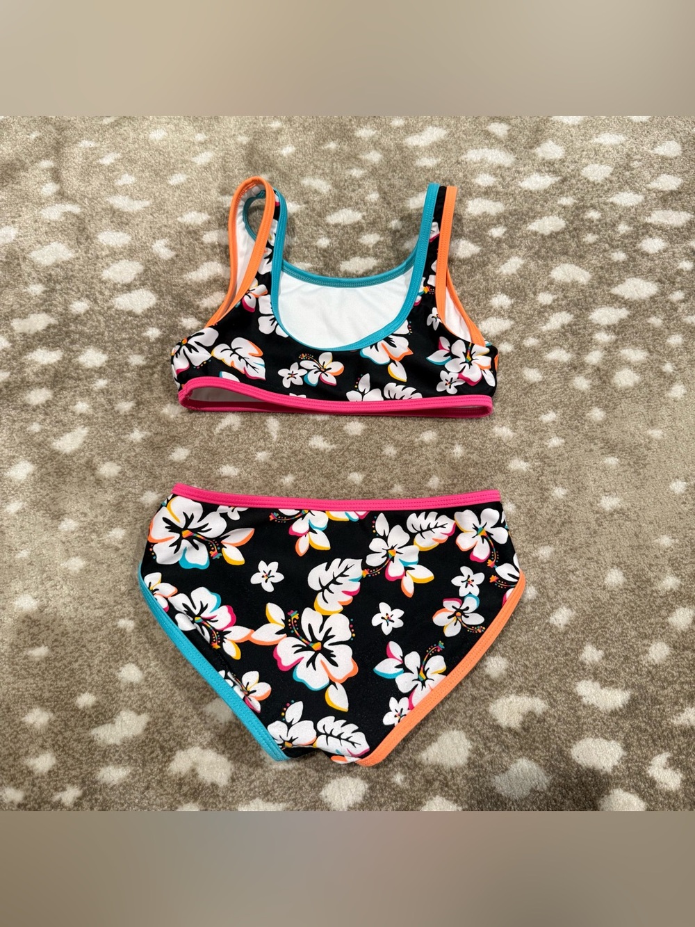 Girls Bundle (4) art class/cat & jack Bikini Sets for summer. Size 8 - Picture 9 of 16